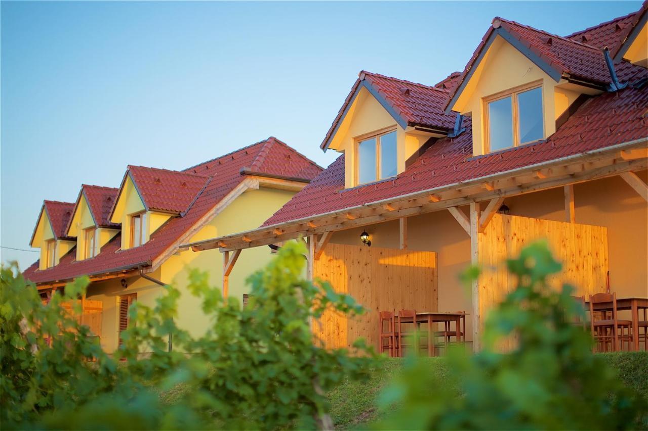 Tourist Farm Apartments Lovrec Jirsovci Dış mekan fotoğraf